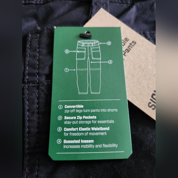 Men Levi's convertible Hiking Pants - Picture 5 of 12